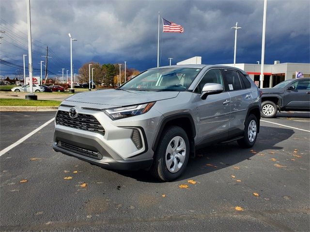 2024 Toyota RAV4 LE