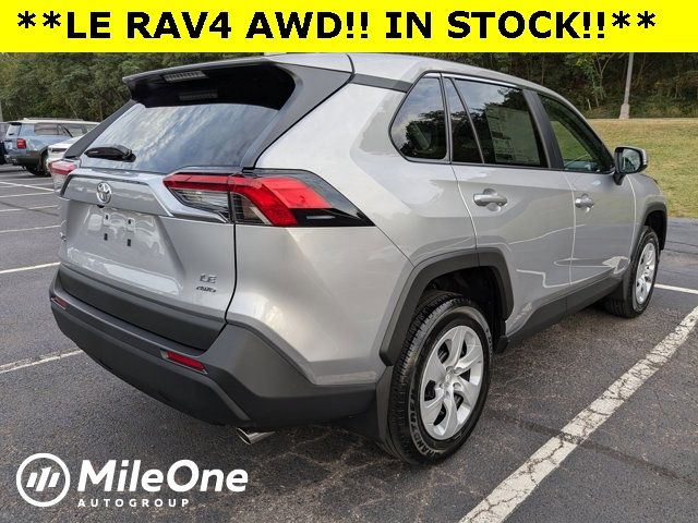 2024 Toyota RAV4 LE