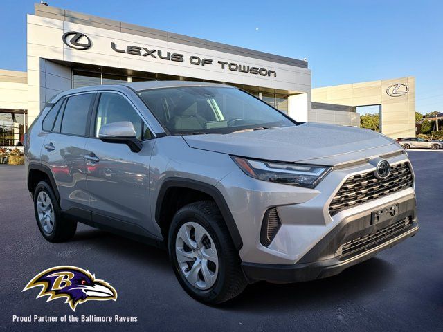 2024 Toyota RAV4 LE