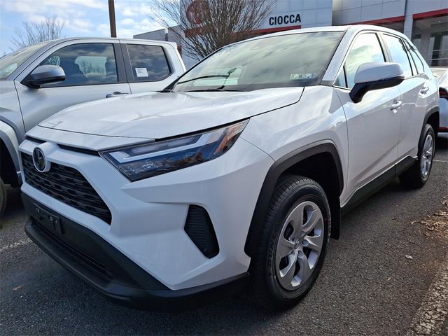 2024 Toyota RAV4 LE