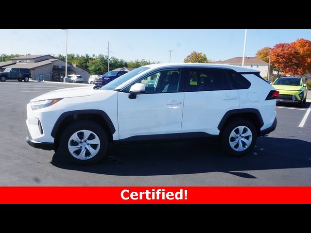 2024 Toyota RAV4 LE