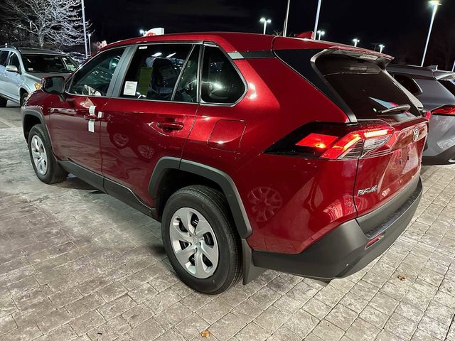 2024 Toyota RAV4 LE