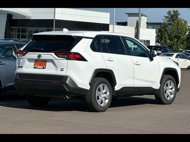 2024 Toyota RAV4 LE