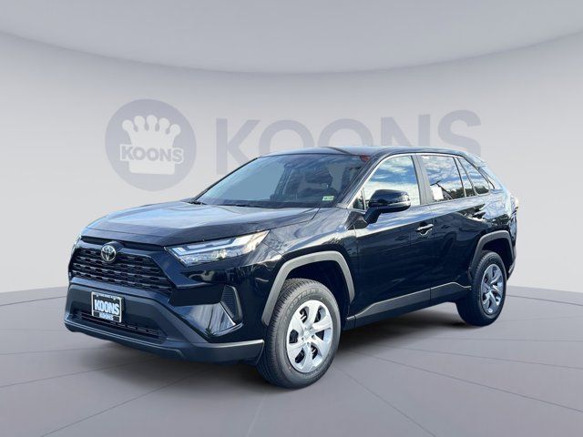 2024 Toyota RAV4 LE