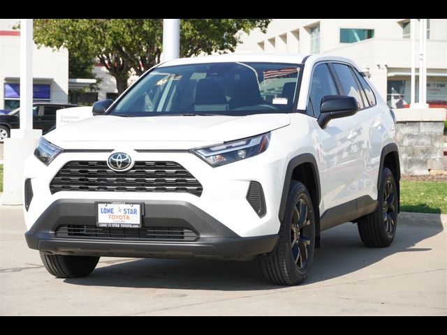 2024 Toyota RAV4 LE