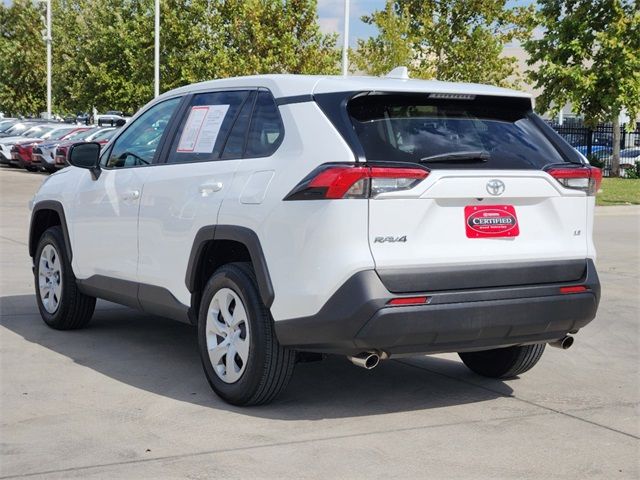 2024 Toyota RAV4 LE