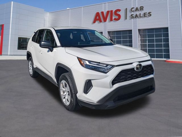 2024 Toyota RAV4 LE