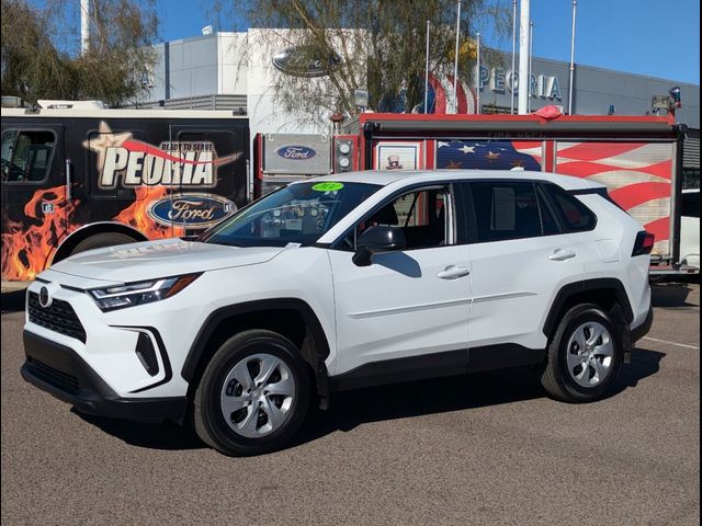 2024 Toyota RAV4 LE