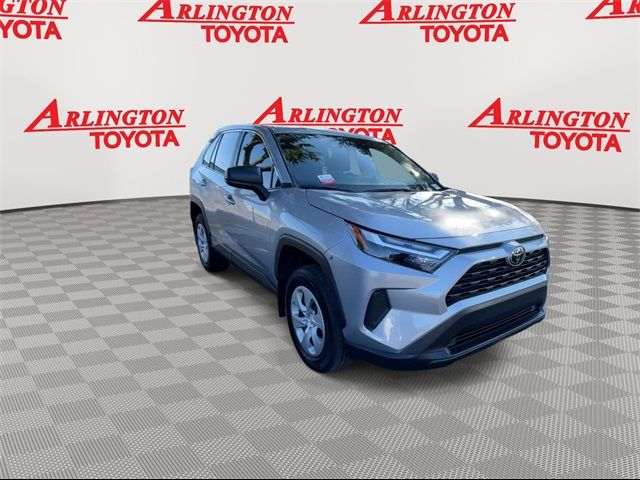 2024 Toyota RAV4 LE