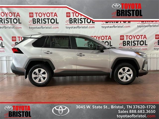 2024 Toyota RAV4 LE