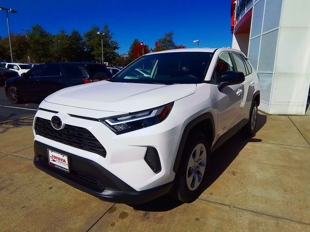 2024 Toyota RAV4 LE