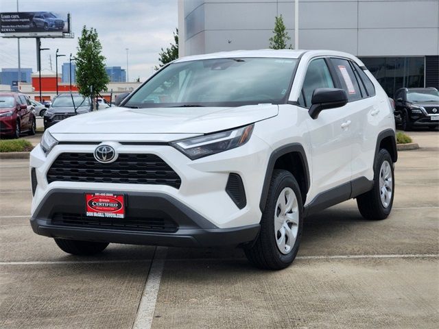 2024 Toyota RAV4 LE