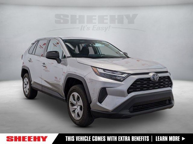 2024 Toyota RAV4 LE