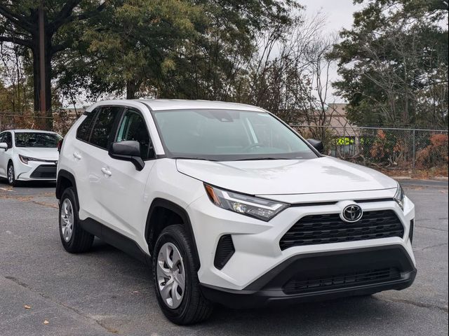 2024 Toyota RAV4 LE