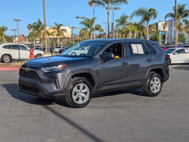 2024 Toyota RAV4 LE