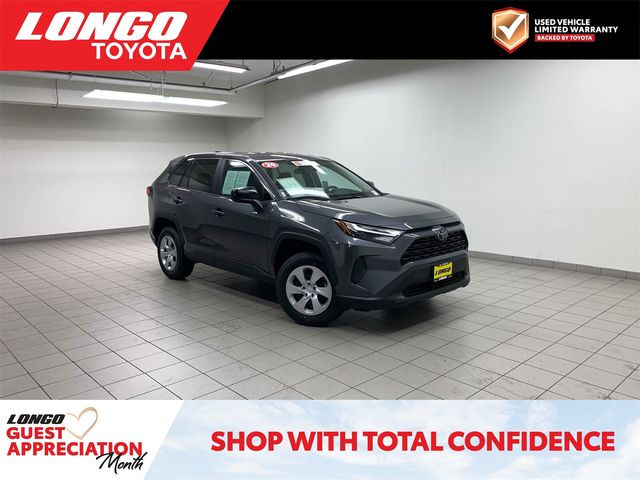 2024 Toyota RAV4 LE