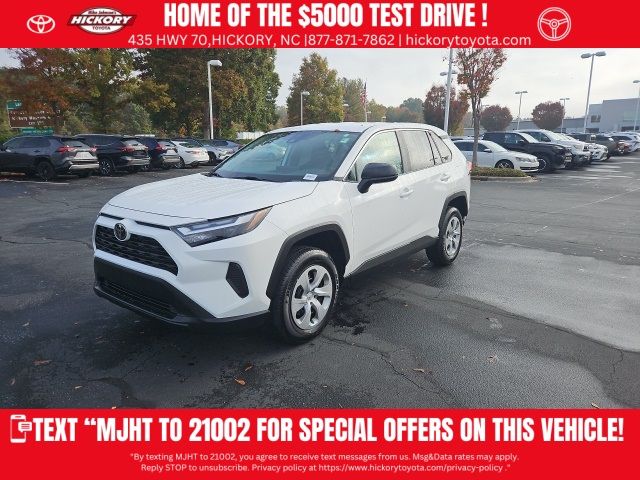 2024 Toyota RAV4 LE