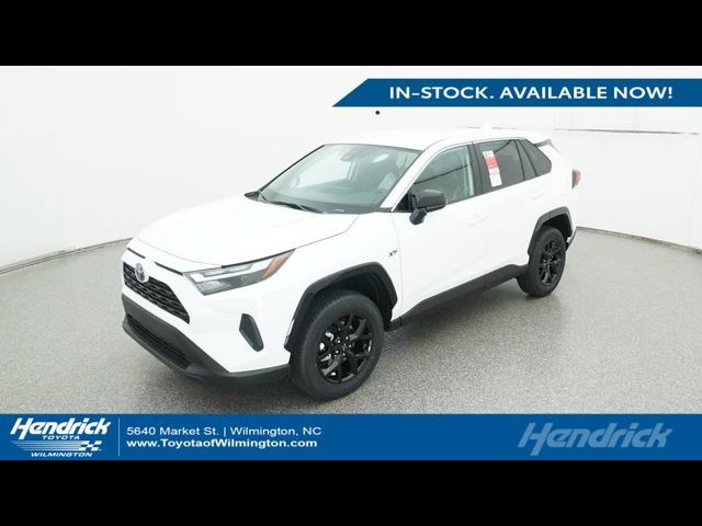 2024 Toyota RAV4 LE