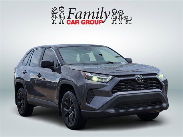 2024 Toyota RAV4 LE