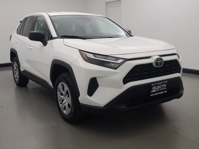 2024 Toyota RAV4 LE