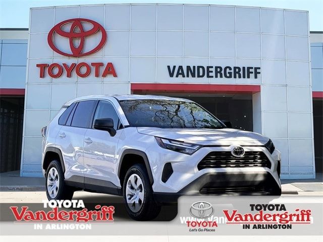 2024 Toyota RAV4 LE