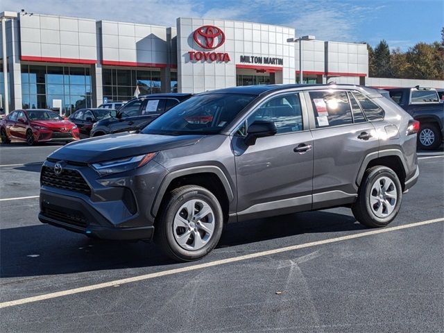 2024 Toyota RAV4 LE