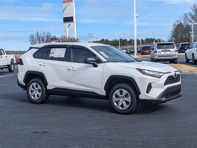 2024 Toyota RAV4 LE