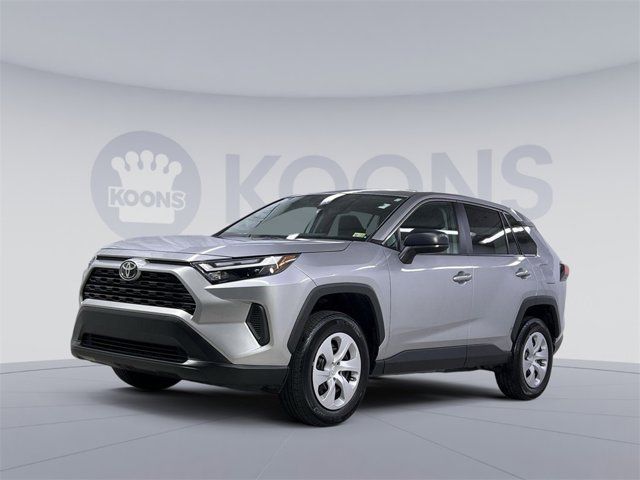 2024 Toyota RAV4 LE