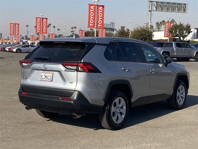 2024 Toyota RAV4 LE