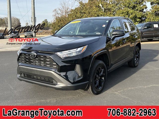 2024 Toyota RAV4 LE