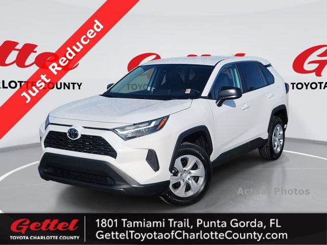 2024 Toyota RAV4 LE