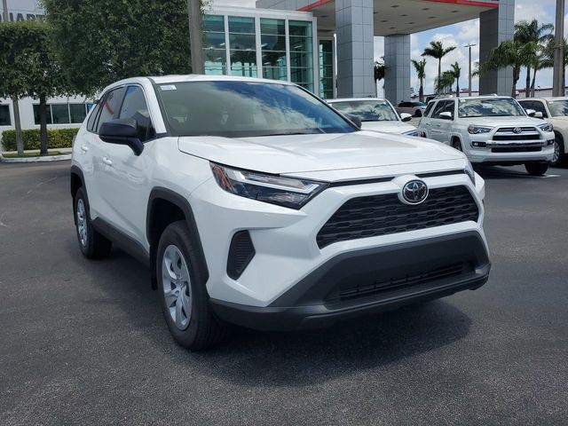 2024 Toyota RAV4 LE