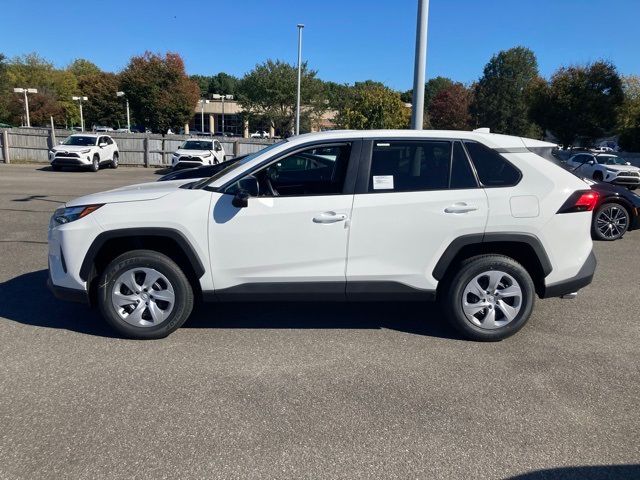 2024 Toyota RAV4 LE