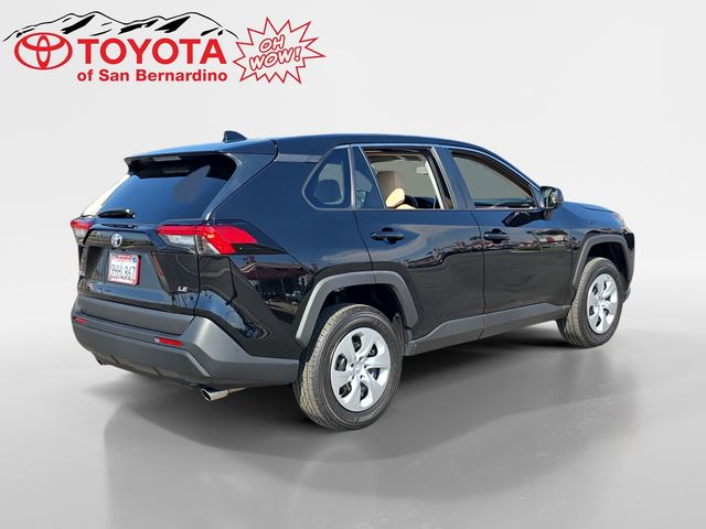 2024 Toyota RAV4 LE