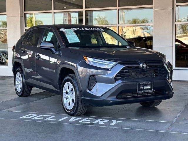 2024 Toyota RAV4 LE