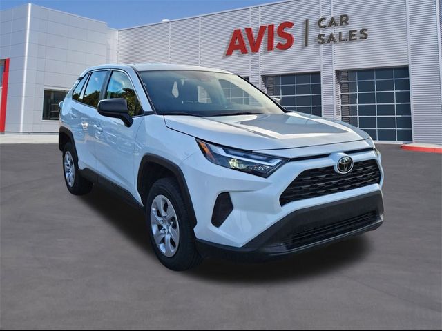 2024 Toyota RAV4 LE