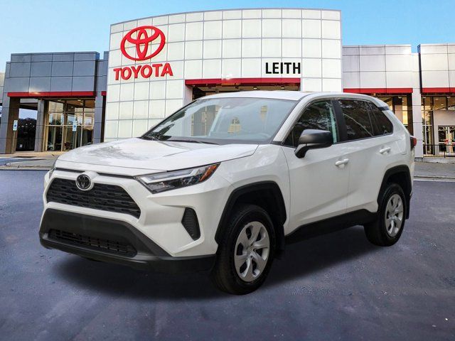 2024 Toyota RAV4 LE