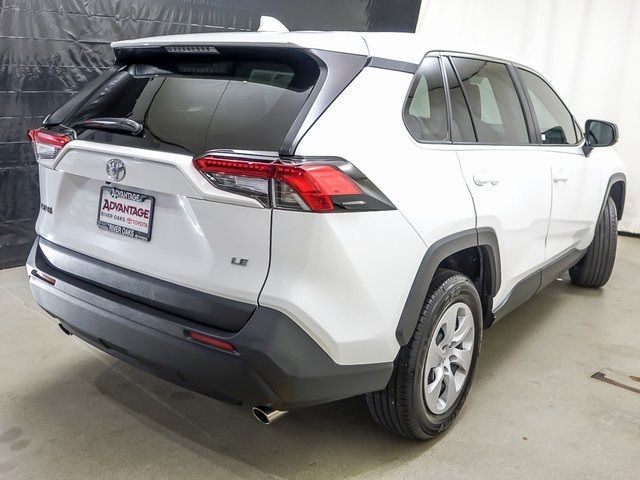 2024 Toyota RAV4 LE