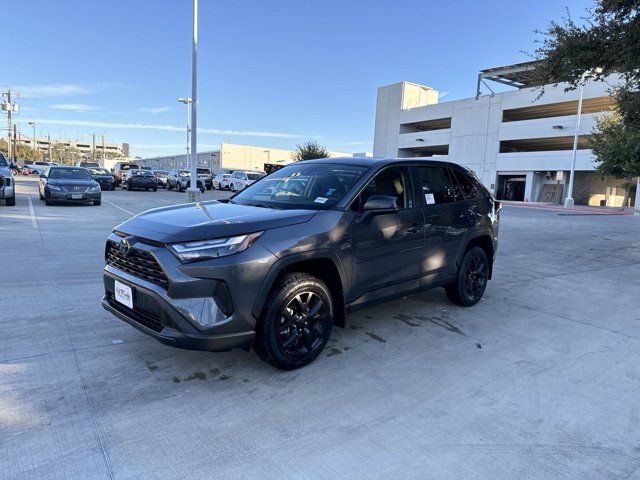 2024 Toyota RAV4 LE