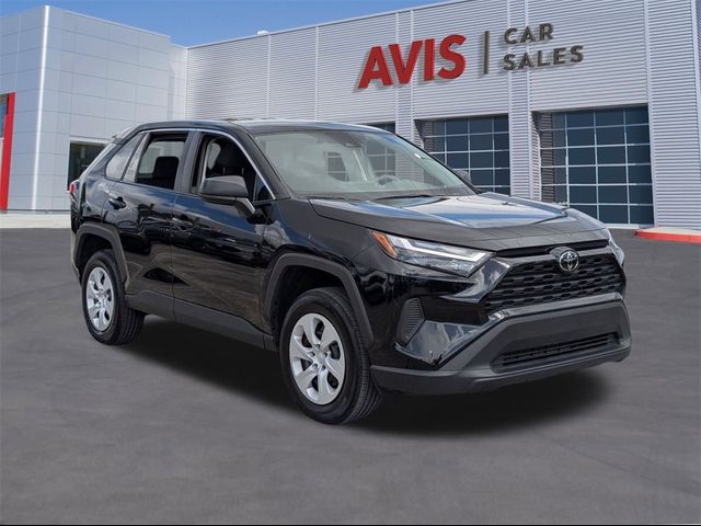 2024 Toyota RAV4 LE