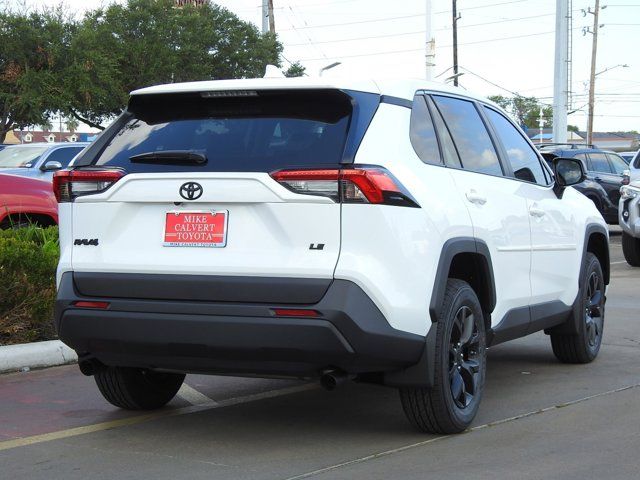 2024 Toyota RAV4 LE