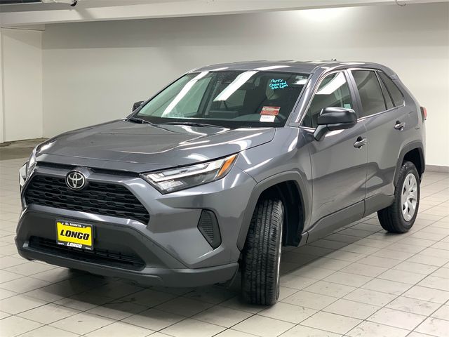 2024 Toyota RAV4 LE