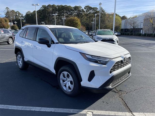 2024 Toyota RAV4 LE