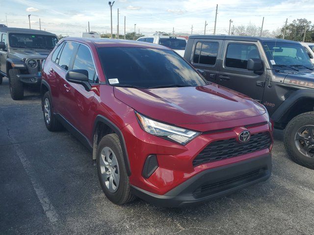 2024 Toyota RAV4 LE