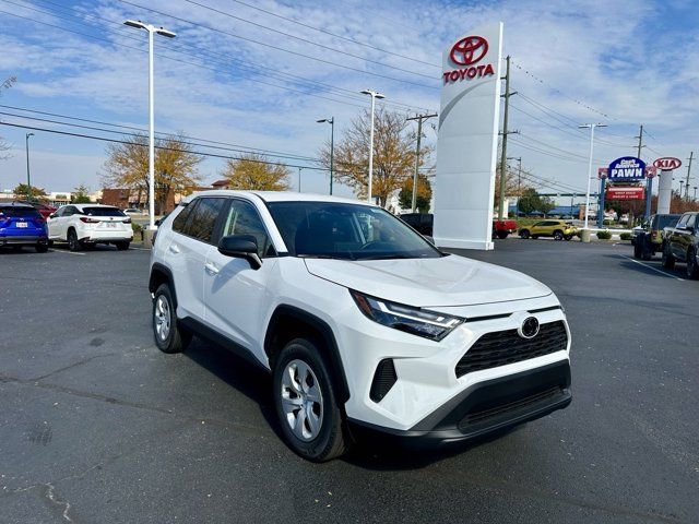 2024 Toyota RAV4 LE