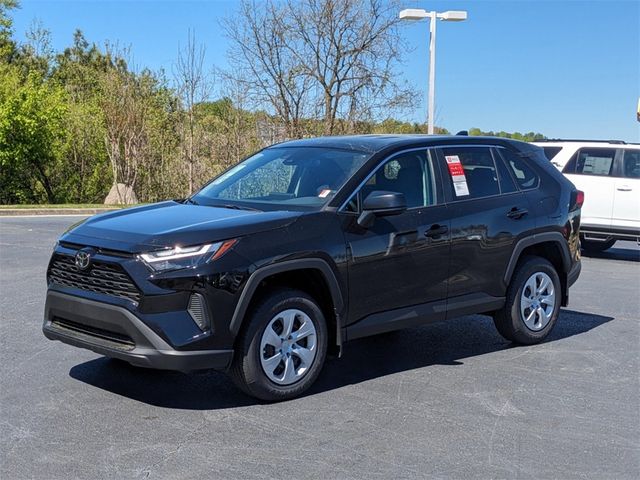 2024 Toyota RAV4 LE