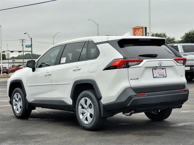 2024 Toyota RAV4 LE