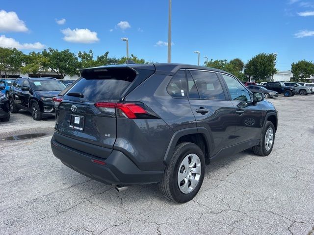 2024 Toyota RAV4 LE