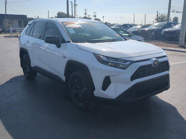 2024 Toyota RAV4 LE