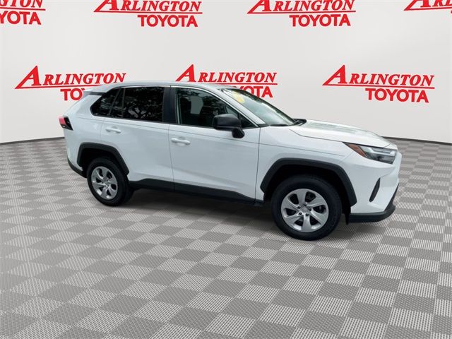 2024 Toyota RAV4 LE